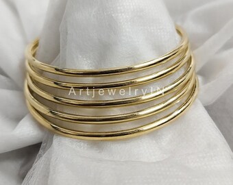 Minimalistiskt armbandsset i mässing - Stapelbara smycken