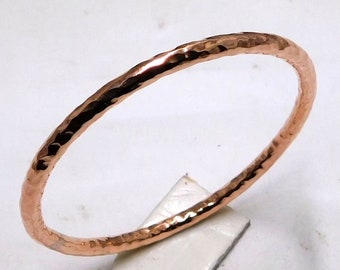 Bracelet jonc en cuivre massif martelé, bracelet en cuivre, jonc en cuivre massif, bracelet en cuivre pour la guérison de l'arthrite, cadeau de demoiselles d'honneur