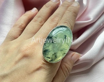 Handgefertigter Oval Prehnit Ring: 925 Sterling Silber Edelsteinschmuck
