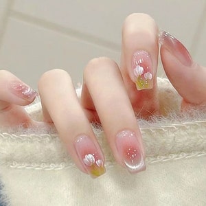 Handmade Tulip Flower Cat Eye Blush Press On Nails Cat Eye Nails Tulip Nails Flower Nails Spring Nails Short Nails