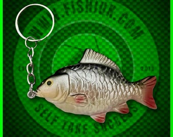 シルバーの鯉のキーホルダー：釣り人への贈り物、ドイツ製（6.5 cm）