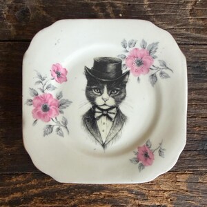 Upcycled Porcelain Ceramic snack plate “ top hat cat ”