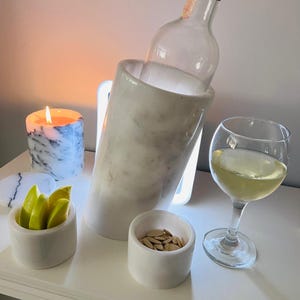 Natural stone marble-Luxury marble-Elegant gift-Handcrafted marble wıne -Decorative-modern wine rack-veromar home-elegant wıne bottle holder