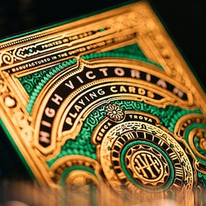 Jeu de cartes de luxe victorien. Les cartes à jouer les plus complexes, sophistiquées et élégantes au monde. Jeu de cartes victorien