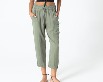 Green Comfortable Cut Elastic Waist Pleated Relaxed Cut Trousers, 100% Organic Cotton Trousers, Boho Pants With Pockets,Soft Linen Pants