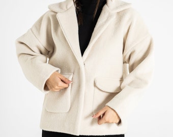 White Plush Lamb Zippered 2 Pocket Short Jacket, Comfortable Fit %100 Organic Cotton, Cute Winter Woman Jacket, Solid Color