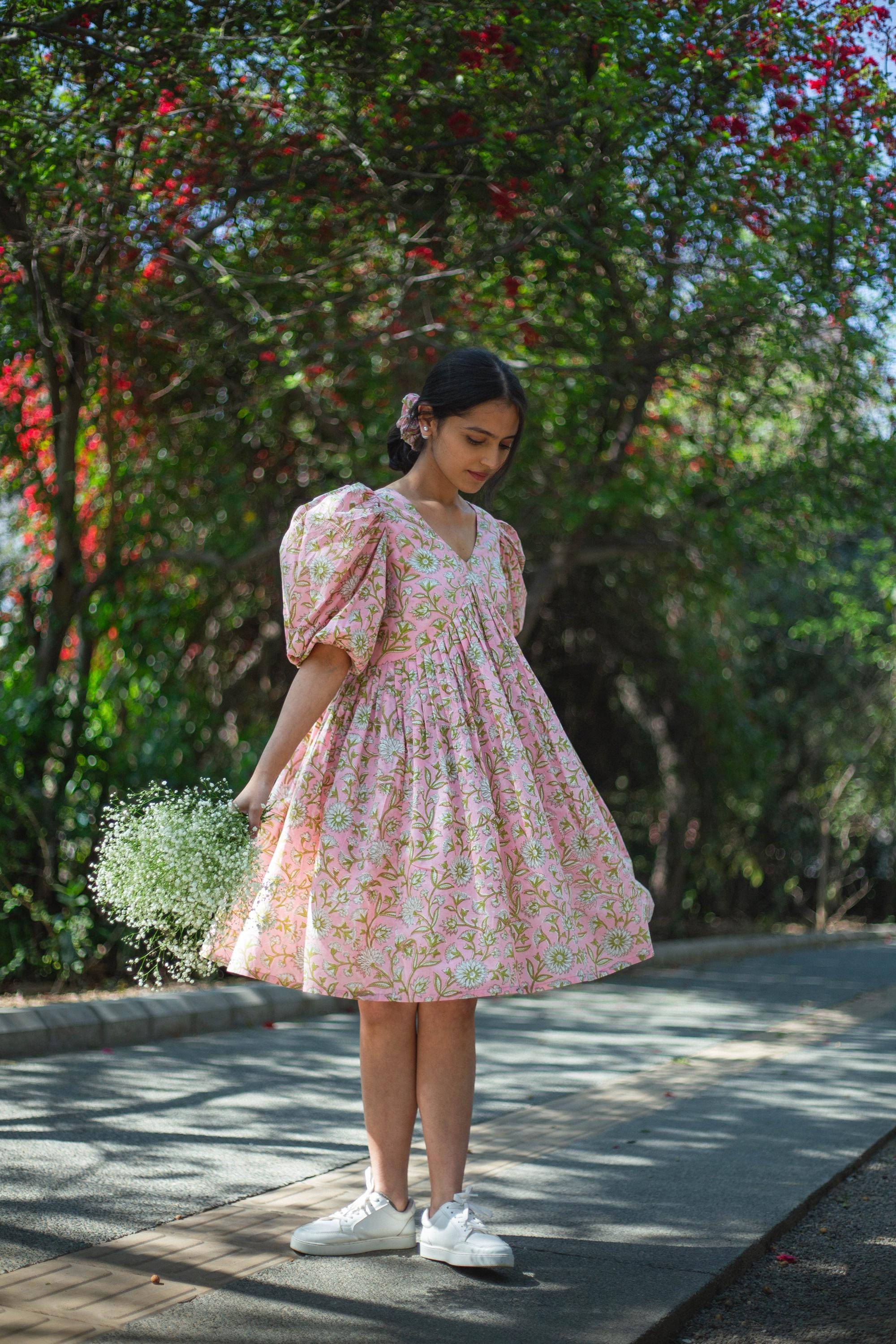 short floral spring dresses Floral Dress Mini Dresses In Butter Yellow With Short Sleeves And V-Neck For Summer 2026