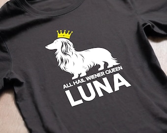 パーソナライズされた長毛ダックスフントのユニセックスTシャツ | ダックスフントの飼い主への面白いダックスフントのユニークなギフト | カスタムソーセージドッグママギフト