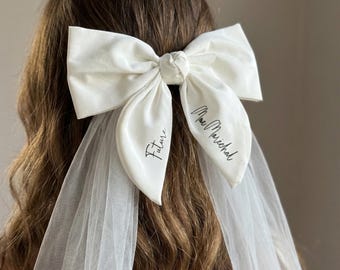 Personalised Bridal Veil Bow Bachelorette Gift for Bride To Be Bow Wedding Veil Future Mrs Hair Accessory Wedding Tulle Veil Engagement Gift