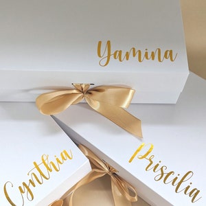 結婚式の証人ギフトリクエストのためのパーソナライズされたギフトボックスブライドメイドパーソナライズされた誕生日ギフトボックス空のギフトボックス