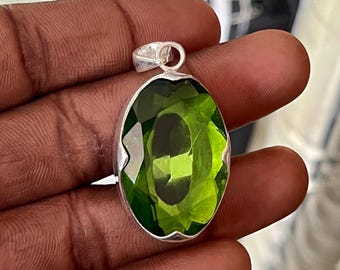 Peridot Pendant, Handmade Pendant, 925 Silver Pendant, Gemstone Pendant, Unisex Pendant, Bohemian Pendant, Charm Pendant, Peridot Jewelry