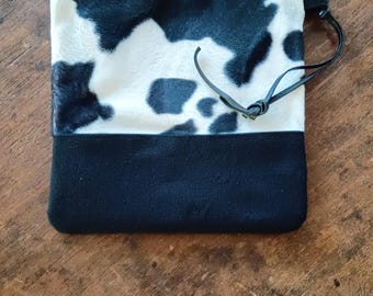 Black and white wristlet