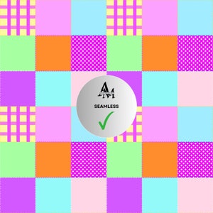 以下が含まれることがあります： ピンク、紫、オレンジ、緑、青など、さまざまな色の正方形が特徴のカラフルなパッチワークパターン。水玉模様や格子柄の正方形もあります。「SEAMLESS」という文字とチェックマークが入った白い円が中央にあります。