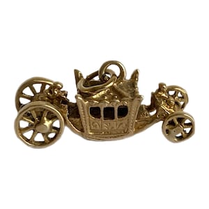 Vintage 9ct Gold Royal Carriage Charm, 9K Pendant