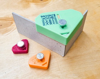 Pinces d'angle pour la fabrication de boîtes - Basées sur le design original de Marcelo Castillo (imprimé en 3D, 90 degrés)
