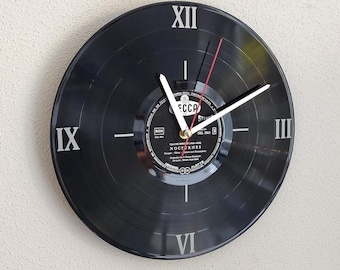 Record clock made from vinyl record upcycling - vinyl clock wall clock with quartz movement - record retro long-playing record