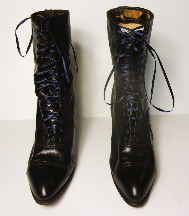 Antique Stylish Stout Black Leather Victorian Edwardian Era Women's