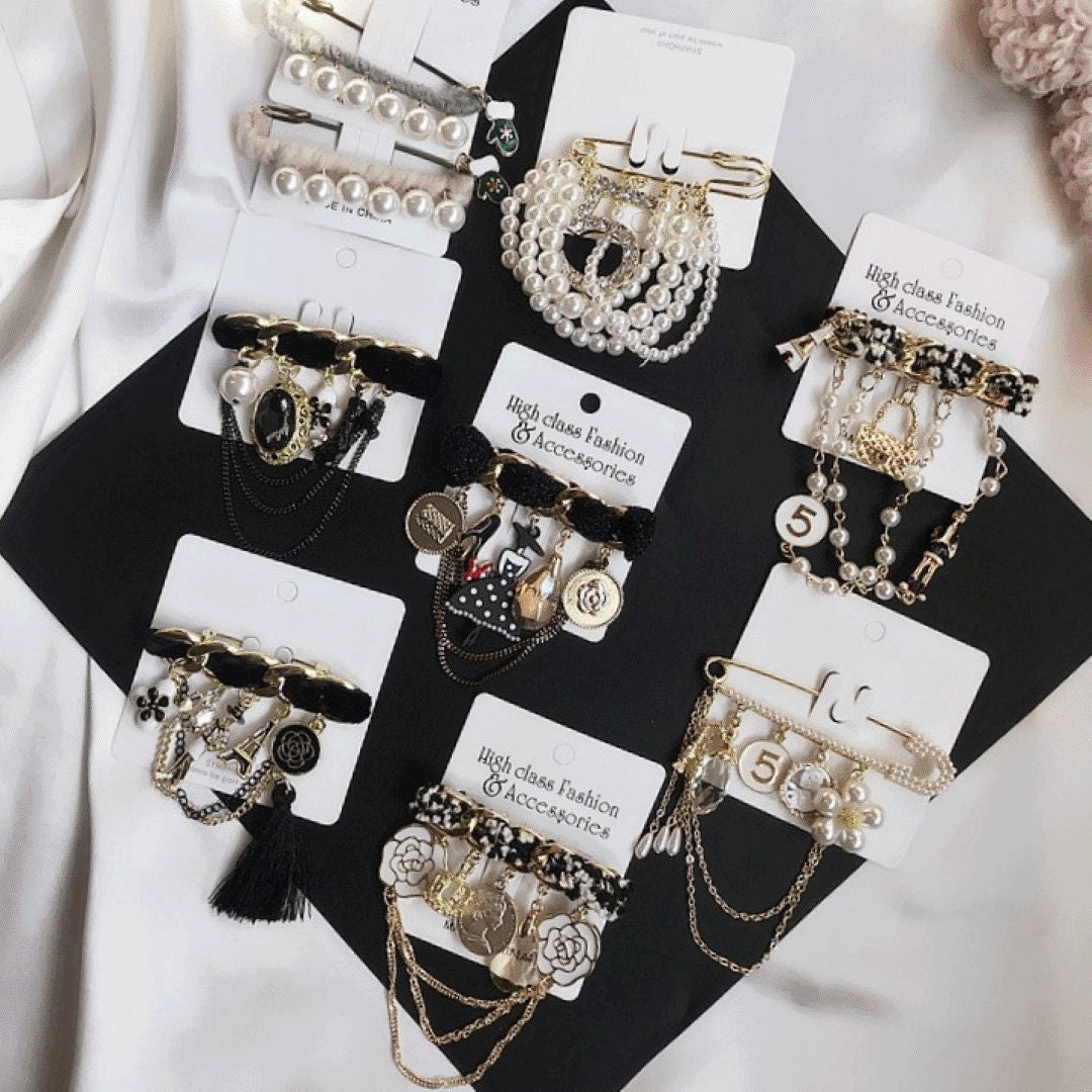 Luxury Fashion Pearl Flower Brooches - No.5 Pearl Pins. Luxury Pearl Flower Brooches Women  Brooch Safety Pin.