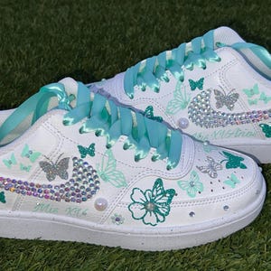 Custom Fifteenth Birthday Nike Shoes, Quinceañera Nike Shoes, Quinceañera shoes sneakers, Sweet 16 Shoes, Mis XV años