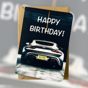 Inscription personnalisée Carte d'anniversaire Aston Martin Vantage Carte d'anniversaire Aston Martin-cadeau pour amateur de voiture Carte d'anniversaire pour amateur de voiture