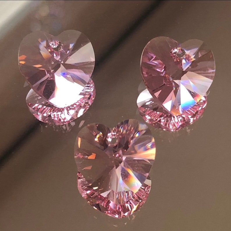 Swarovski Crystal Beads - 18mm Heart Pendants - Light Rose - Pink Crystal Heart - Top Drilled - Packages of 1 or 2 Hearts (#193B) bild 3