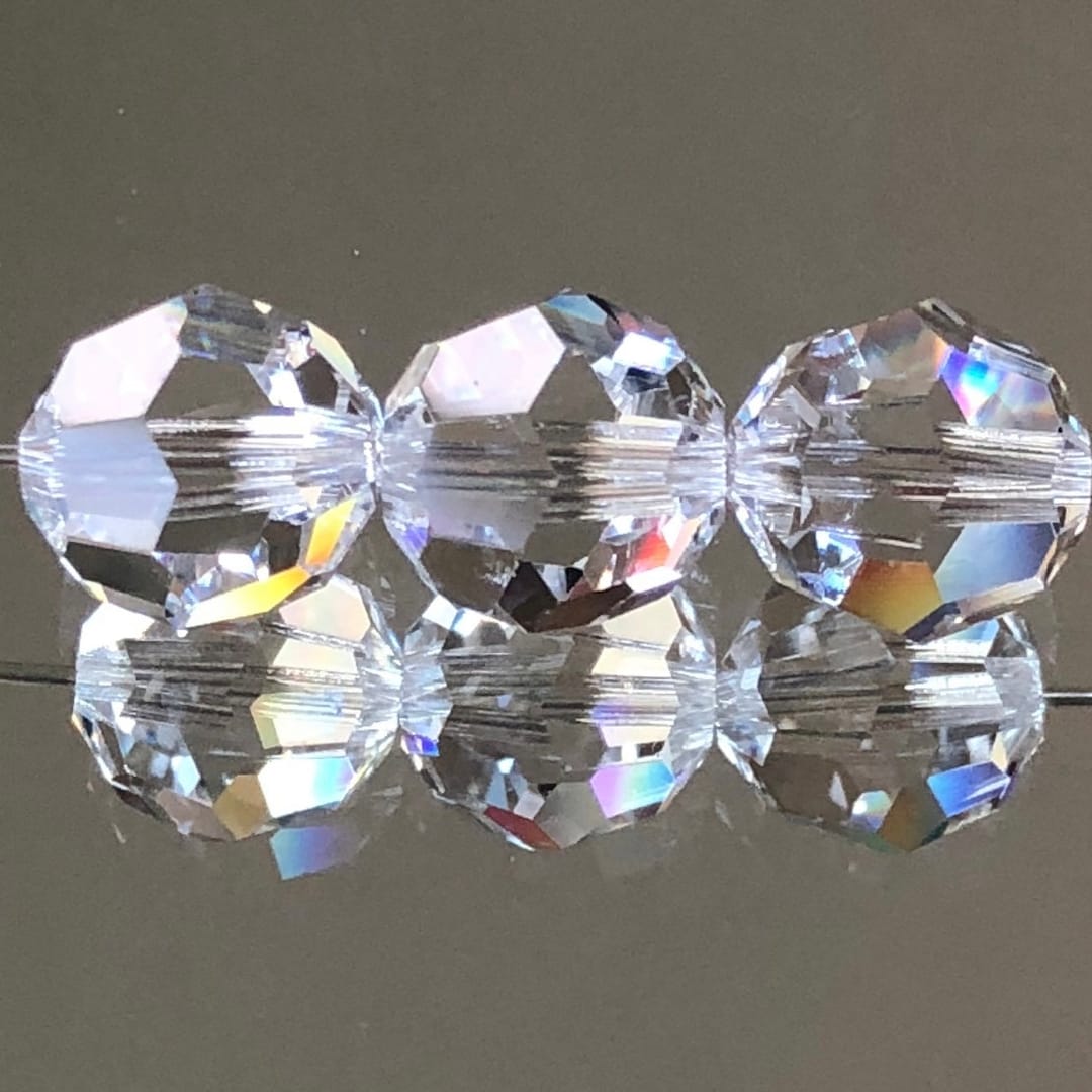 Swarovski Crystal Beads Choice of 3, 4, 6, 8 or 10mm Faceted Round