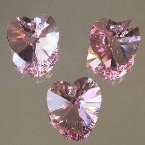 Swarovski Crystal Beads - 18mm Heart Pendants - Light Rose - Pink Crystal Heart - Top Drilled - Packages of 1 or 2 Hearts (#193B) bild 4