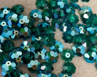 Swarovski Crystals - Choice of 6, 8 or 10 Swarovski Margarita Flowers - Majestic Green Shimmer - Packages of 4, 6, 12 or 24 Beads (#437)