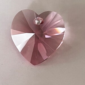Swarovski Crystal Beads - 18mm Heart Pendants - Light Rose - Pink Crystal Heart - Top Drilled - Packages of 1 or 2 Hearts (#193B) bild 5