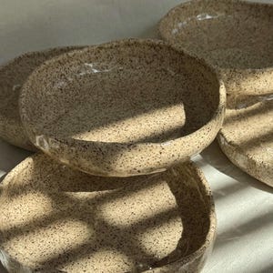 Handmade speckled ceramic bowl, stoneware pottery shallow bowl rustic irregular organic rim minimalist salad pasta pinched deep plate