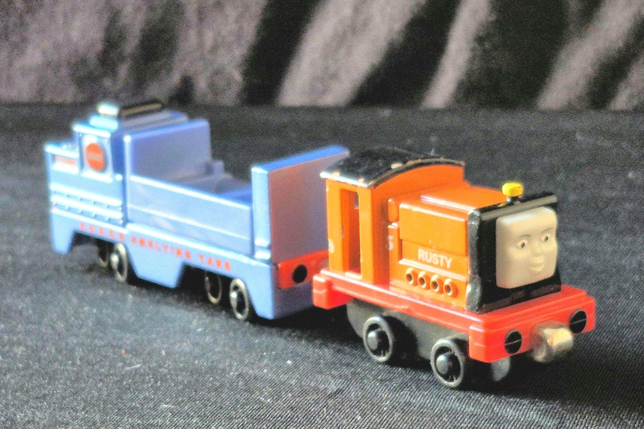 Rusty #5 & Sodor Smelting Yard Car Thomas Trains Lot Take-n-play Set of ...