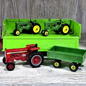 John Deere, International Harvester, Siku Trailers Diecast Farm Toys Lot