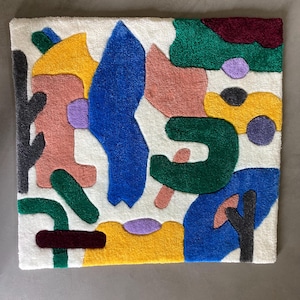 Tufting carpet for floor or wall