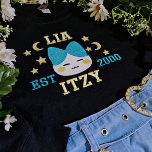 Lia crewneck