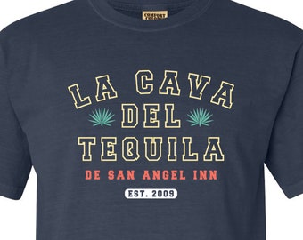 La Cava Del Tequila - Camiseta unisex Comfort Colors - Pabellón EPCOT México Disney Bar - Bebiendo en todo el mundo - Camiseta para hombre y mujer