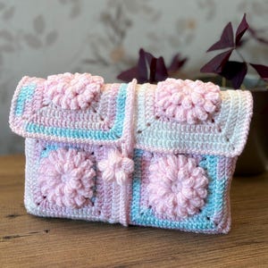 Handmade Daisy Crochet Book Sleeve: Granny Square Kindle Cover