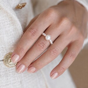 Bague élastique en perles d'eau douce, bague minimaliste, perles de culture, perle en acier inoxydable, bijou fait main