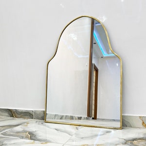 Irregular Brass Mirror, Curved Antiqued Brass Mirror, Aesthetic Luxurious Wall Mirror Gold Mirror Wall Mirror Wall Decor Handmade Mirror .