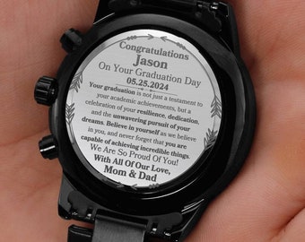 Staffelung personalisierte Uhr für Sohn Graduierung Tag Geschenk von Mama und Papa zu Sohn Highschool / College-Graduierten-Erinnerungs-Andenken für Enkel