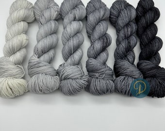 Handgefärbte Wolle 4-fach, Fade Set, extrafein Merino, 6 x 100g, Nr. F3