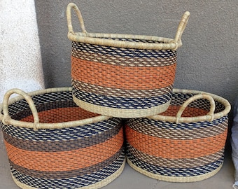 Handwoven short laundry basket| large straw storage bin| kids room hamper| clothes storage organizer| small laundry basket| wicker hamper