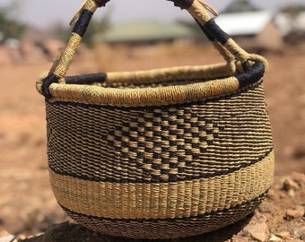 Round basket with handle| Bolga storage basket| kitchen storage basket| farmer market basket| grocery basket| harvest basket| camp basket