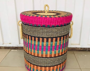 Straw storage basket with lid| handwoven laundry basket with lid| natural bedding storage| Bolga basket| big floor wicker with lid - Osei 08