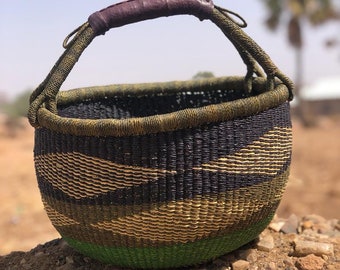 Colored straw bag| wicker beach basket| handwoven market basket| room storage basket| cute straw tote| Christmas gift basket| grocery basket