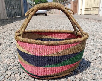 Round straw market basket| Bolga natural basket| kitchen storage basket| harvest gathering basket| grocery shopper basket| beach tote basket