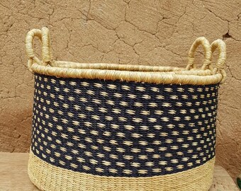 Handwoven short laundry basket| large straw storage bin| kids room hamper| clothes storage organizer| small laundry basket| wicker hamper