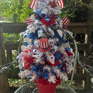 Red,White and Blue Lighted Tree