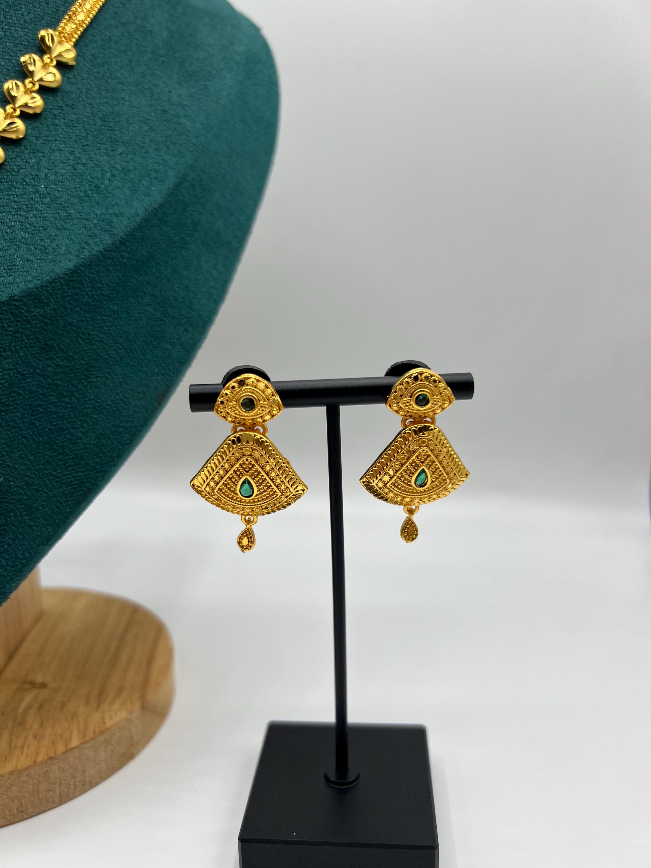 Gold Plated Mini Rani Haar, Set With Earrings, Inspired by Indian ...