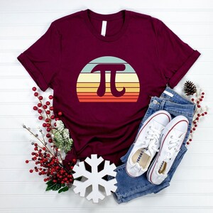 Happy Pi Day Shirt: Retro Sunset Math Teacher Tee bild 2