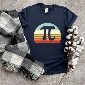 Happy Pi Day Shirt: Retro Sunset Math Teacher Tee bild 5